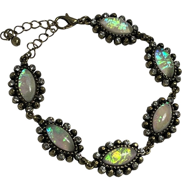 Fire Opal oval (imitation) charm bracelet with metal brass colored hardware NEW - Picture 4 of 7